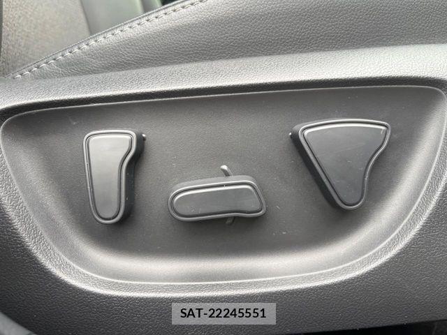 Toyota YARIS CROSS 2023-10 6615958-6