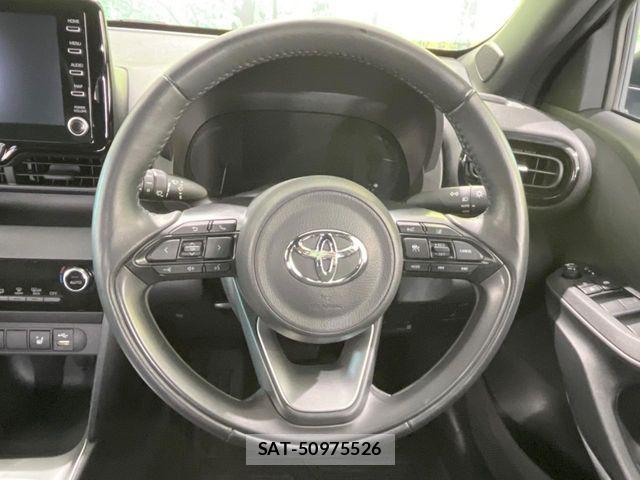 Toyota YARIS CROSS 2023-04 6615964-10