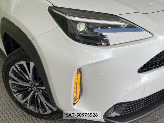 Toyota YARIS CROSS 2023-04 6615964-11