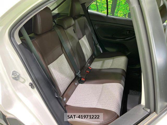 Toyota YARIS CROSS 2022-07 6674308-10