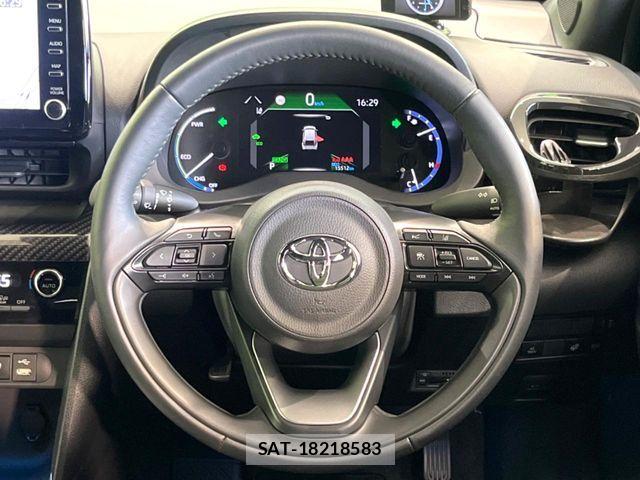 Toyota YARIS CROSS 2022-11 6674304-10