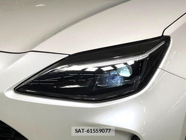 Toyota YARIS CROSS 2021-03 6674310-12