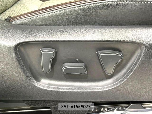 Toyota YARIS CROSS 2021-03 6674310-7