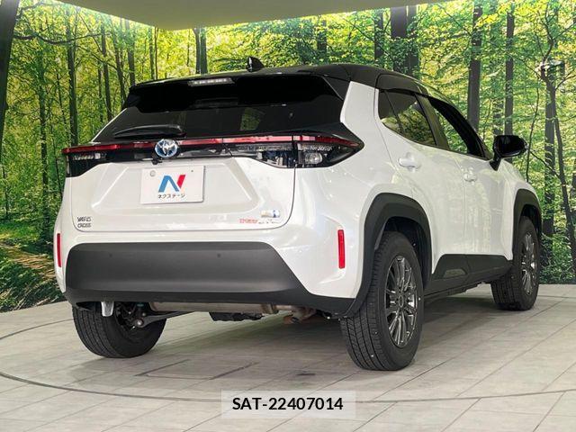 Toyota YARIS CROSS 2022-10 6674302-16