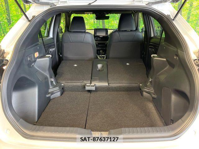 Toyota YARIS CROSS 2023-12 6674300-9