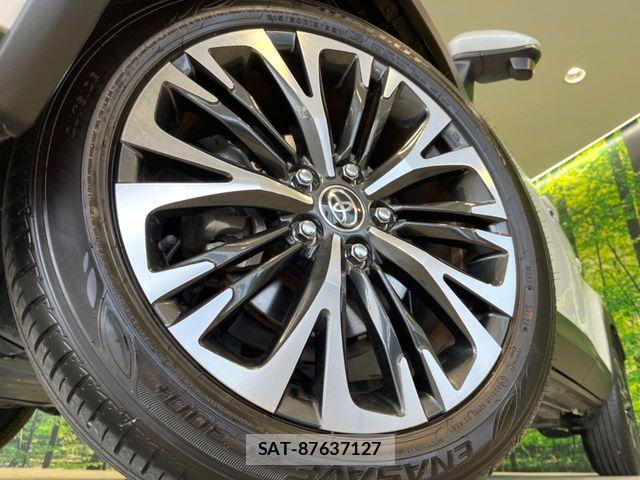 Toyota YARIS CROSS 2023-12 6674300-11