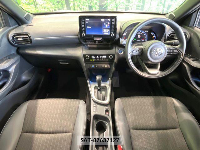 Toyota YARIS CROSS 2023-12 6674300-1