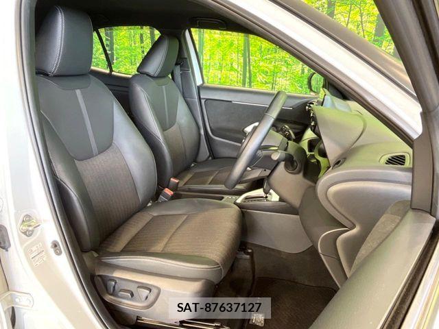 Toyota YARIS CROSS 2023-12 6674300-7