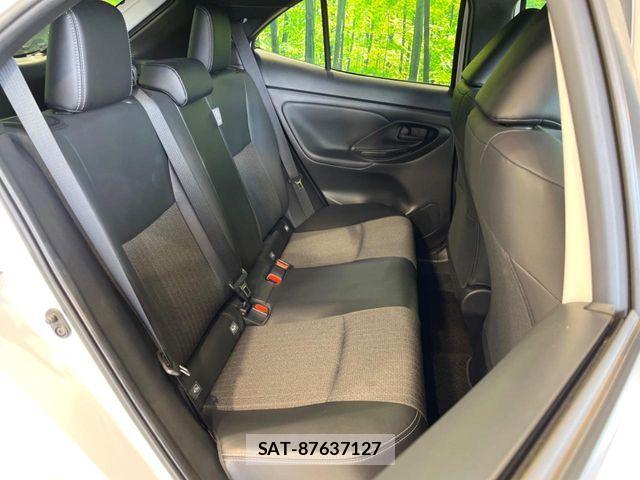 Toyota YARIS CROSS 2023-12 6674300-8