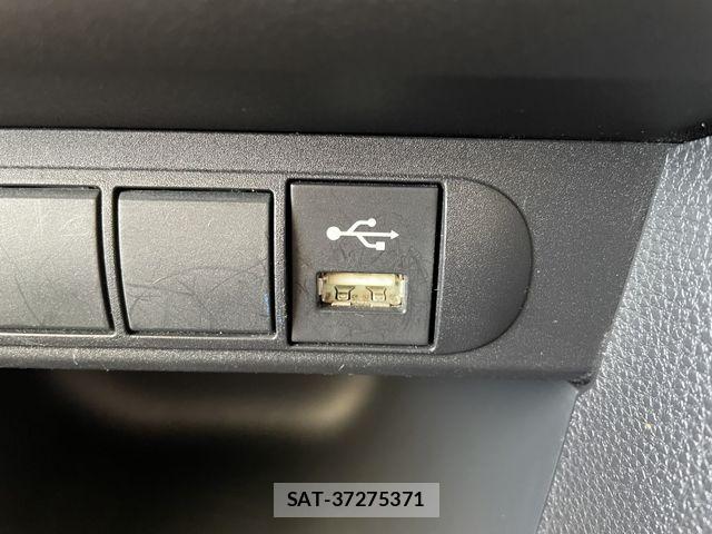 Toyota YARIS CROSS 2023-06 6674311-17