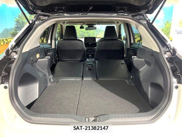 Toyota YARIS CROSS 2021-04 6674307-9