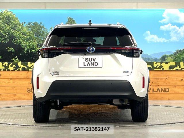 Toyota YARIS CROSS 2021-04 6674307-14