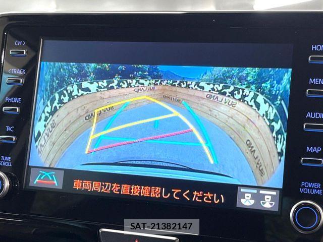 Toyota YARIS CROSS 2021-04 6674307-3