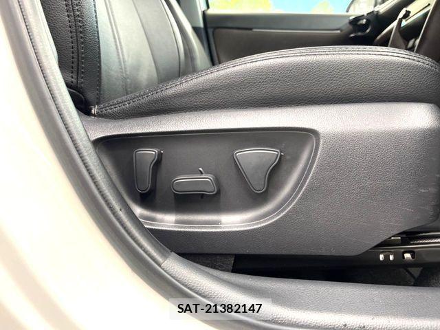 Toyota YARIS CROSS 2021-04 6674307-6