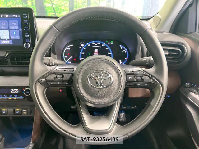 Toyota YARIS CROSS 2022-03 6674301-10