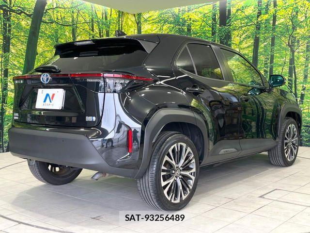 Toyota YARIS CROSS 2022-03 6674301-16