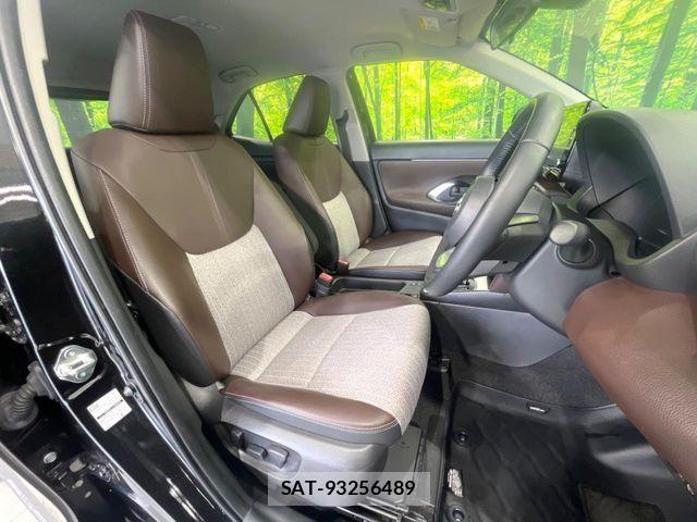 Toyota YARIS CROSS 2022-03 6674301-7