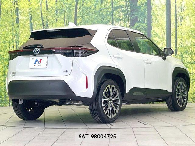 Toyota YARIS CROSS 2023-09 6674299-16