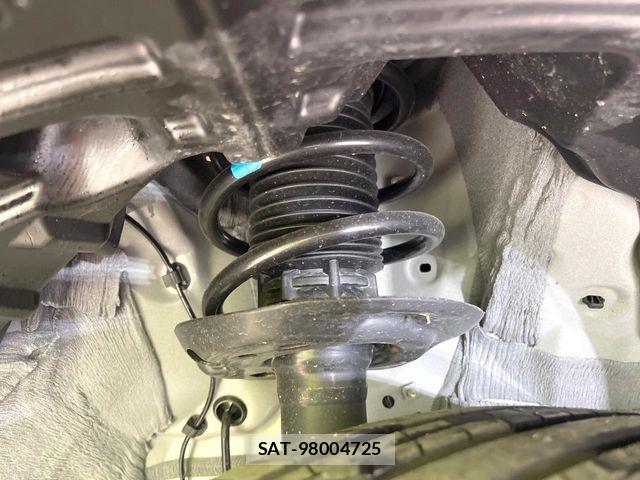 Toyota YARIS CROSS 2023-09 6674299-19