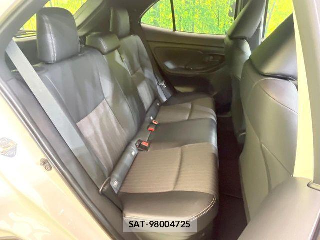 Toyota YARIS CROSS 2023-09 6674299-8