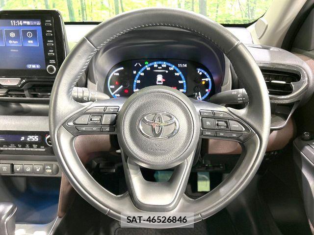 Toyota YARIS CROSS 2021-11 6674309-10