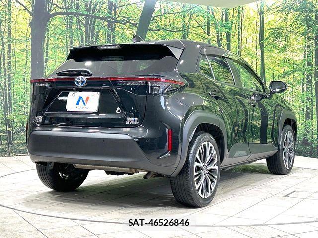 Toyota YARIS CROSS 2021-11 6674309-16