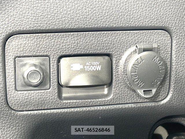 Toyota YARIS CROSS 2021-11 6674309-4