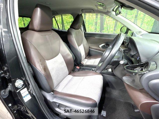 Toyota YARIS CROSS 2021-11 6674309-7