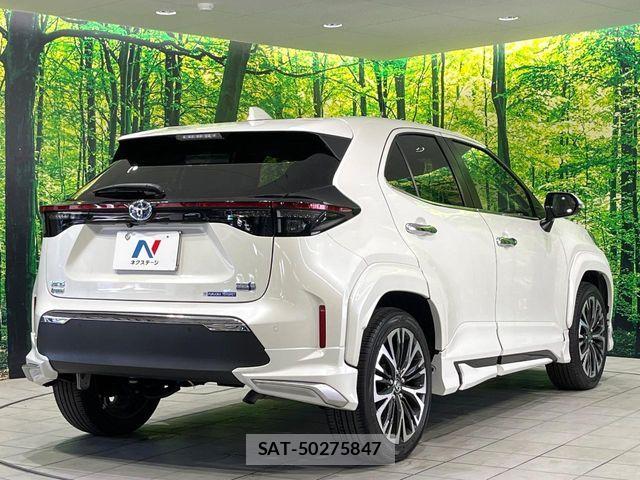 Toyota YARIS CROSS 2022-05 6674306-16