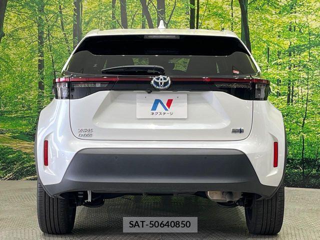 Toyota YARIS CROSS 2023-03 6674303-15