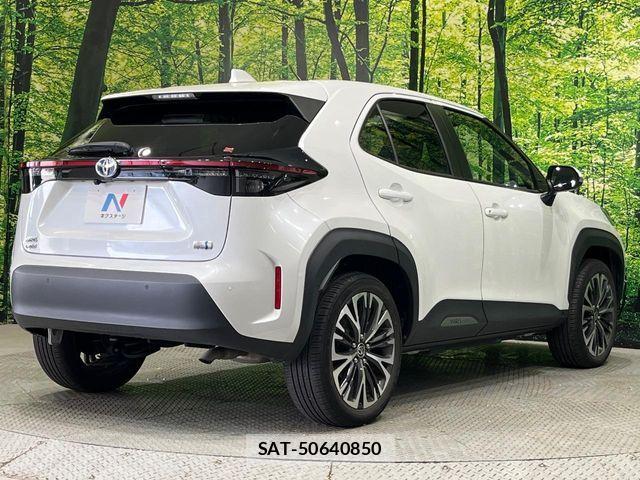 Toyota YARIS CROSS 2023-03 6674303-17