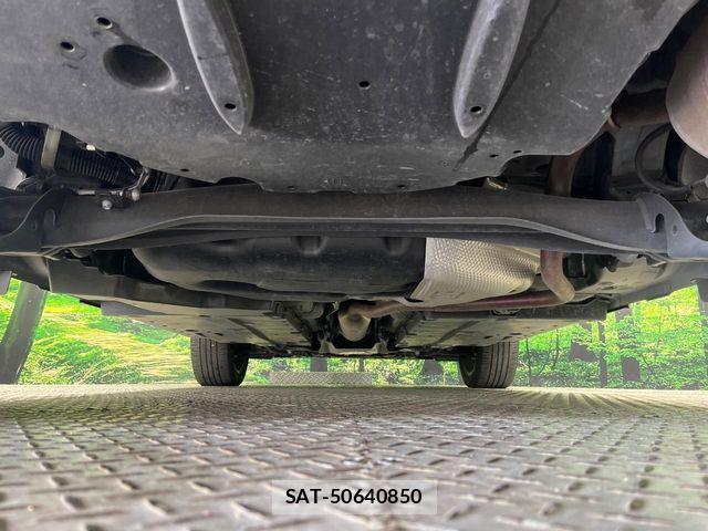 Toyota YARIS CROSS 2023-03 6674303-19
