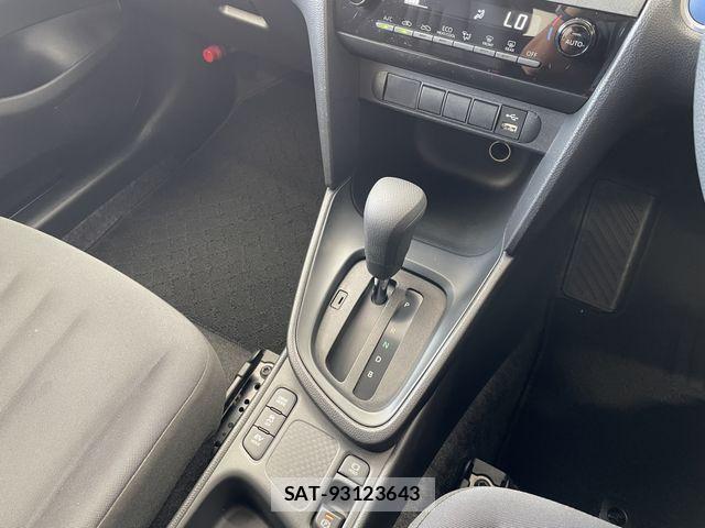 Toyota YARIS CROSS 2023-07 6674313-12