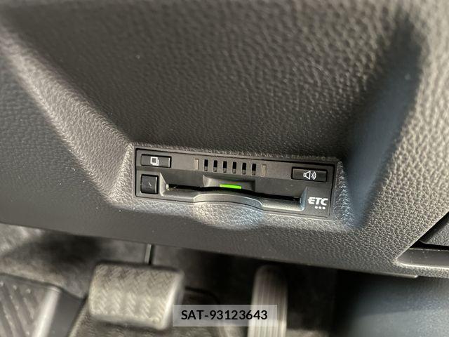 Toyota YARIS CROSS 2023-07 6674313-16