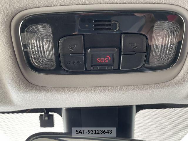 Toyota YARIS CROSS 2023-07 6674313-19