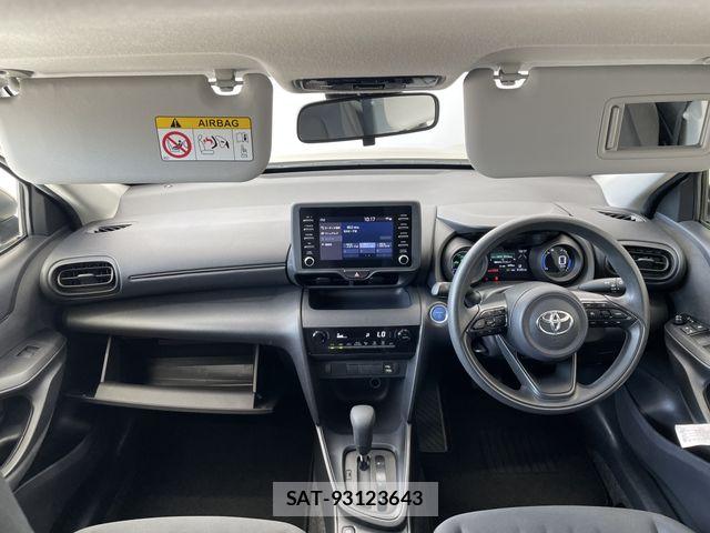 Toyota YARIS CROSS 2023-07 6674313-23