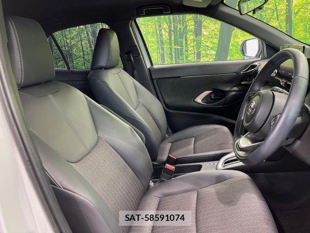 Toyota YARIS CROSS 2023-11 6674297-9