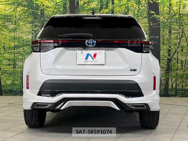 Toyota YARIS CROSS 2023-11 6674297-16