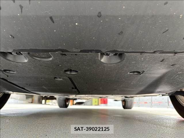 Toyota YARIS CROSS 2021-11 6678941-19