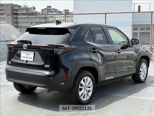 Toyota YARIS CROSS 2021-11 6678941-3