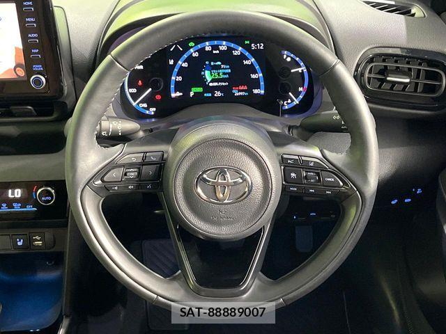 Toyota YARIS CROSS 2023-03 6678927-10