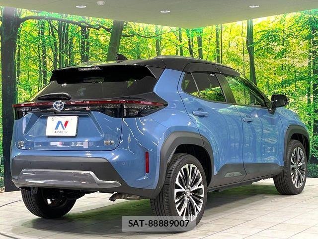 Toyota YARIS CROSS 2023-03 6678927-16