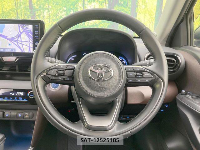 Toyota YARIS CROSS 2021-10 6678935-10