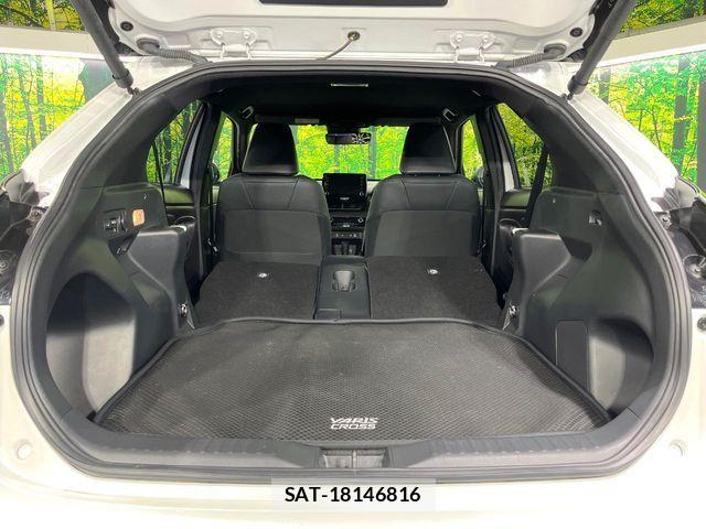 Toyota YARIS CROSS 2023-06 6678928-9