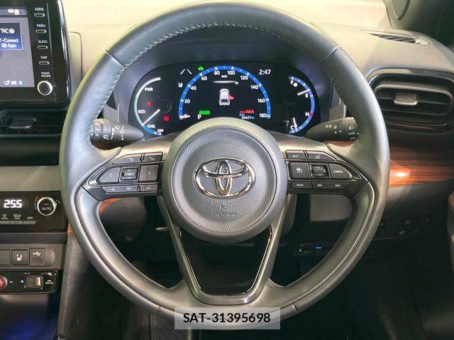 Toyota YARIS CROSS 2023-06 6678926-10