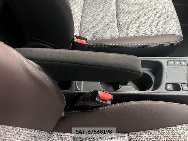 Toyota YARIS CROSS 2022-03 6678932-22