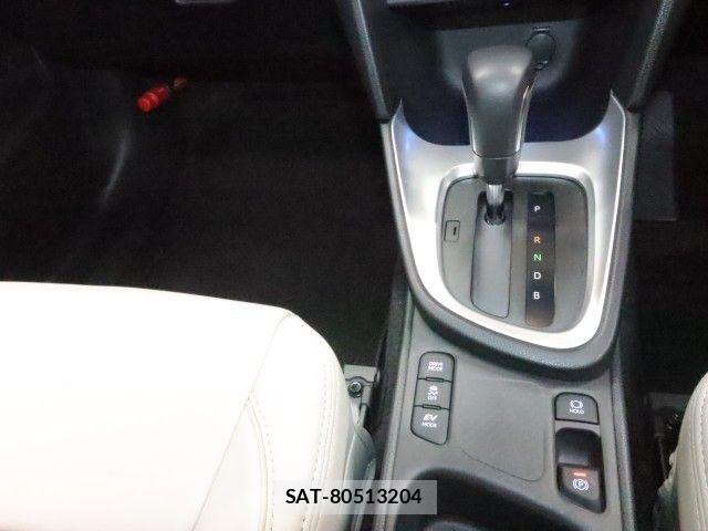 Toyota YARIS CROSS 2023-09 6682983-16