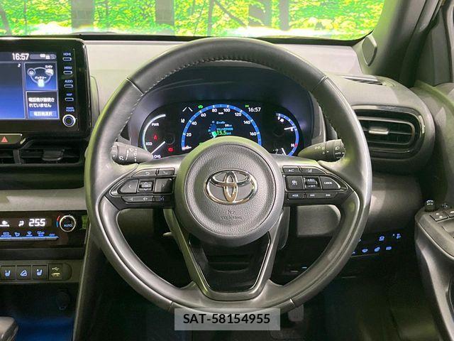 Toyota YARIS CROSS 2022-09 6717851-10