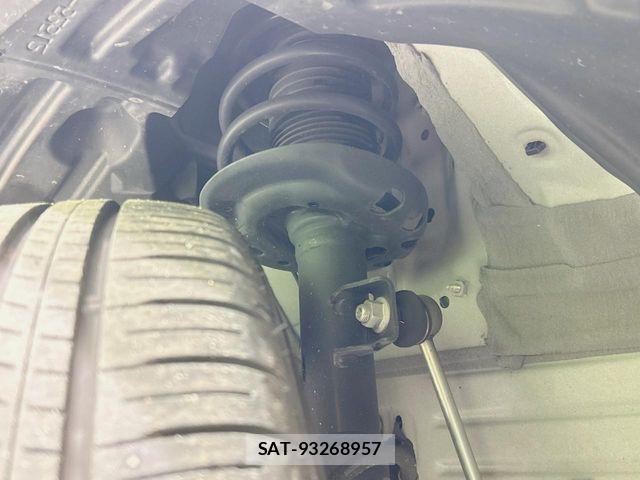 Toyota YARIS CROSS 2023-03 6717847-19