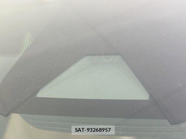 Toyota YARIS CROSS 2023-03 6717847-4